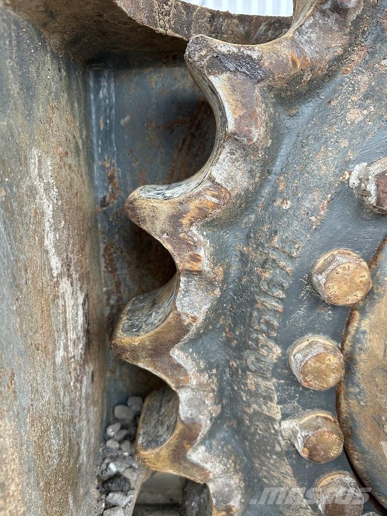 Liebherr R 936 LC Gravemaskiner på larvebånd