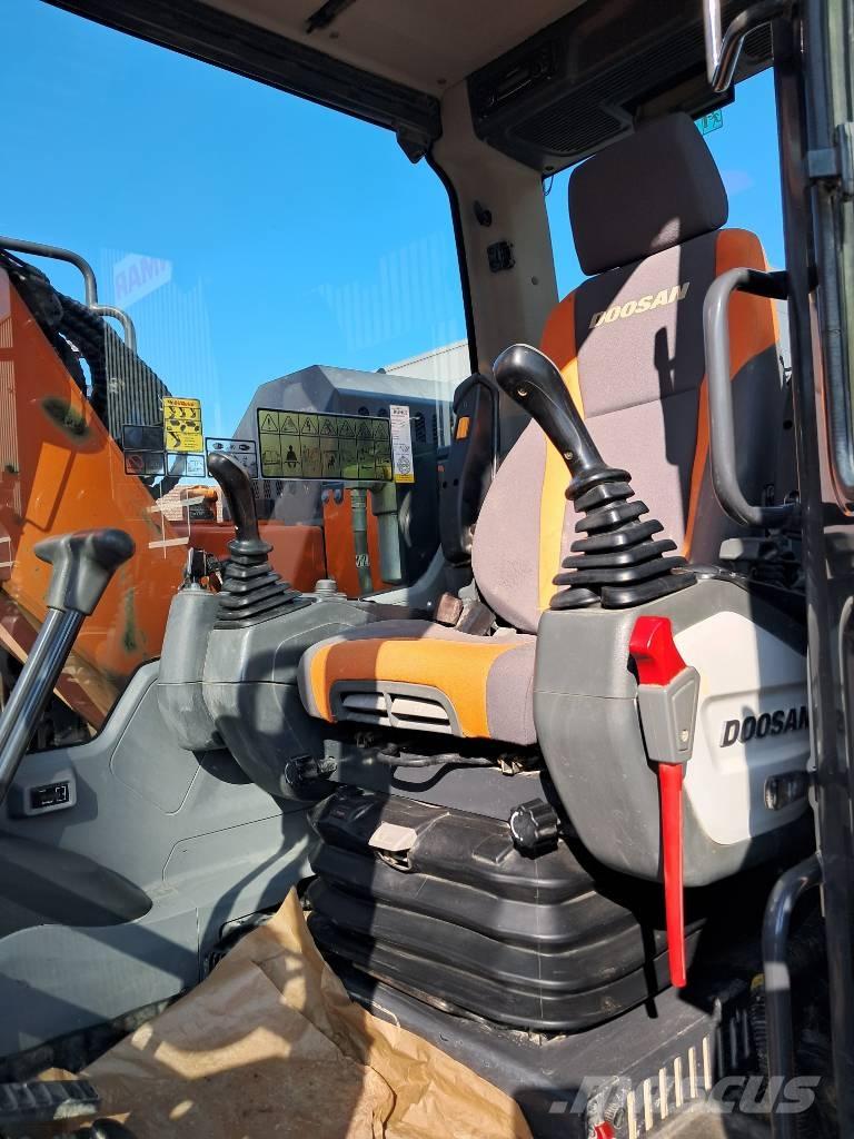 Develon DX 140 LCR-5 Gravemaskiner på larvebånd