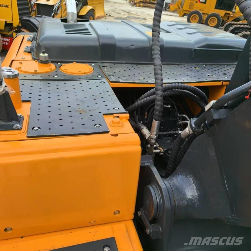 Hyundai r220lc-9s Midi-gravemaskiner 7t - 12t