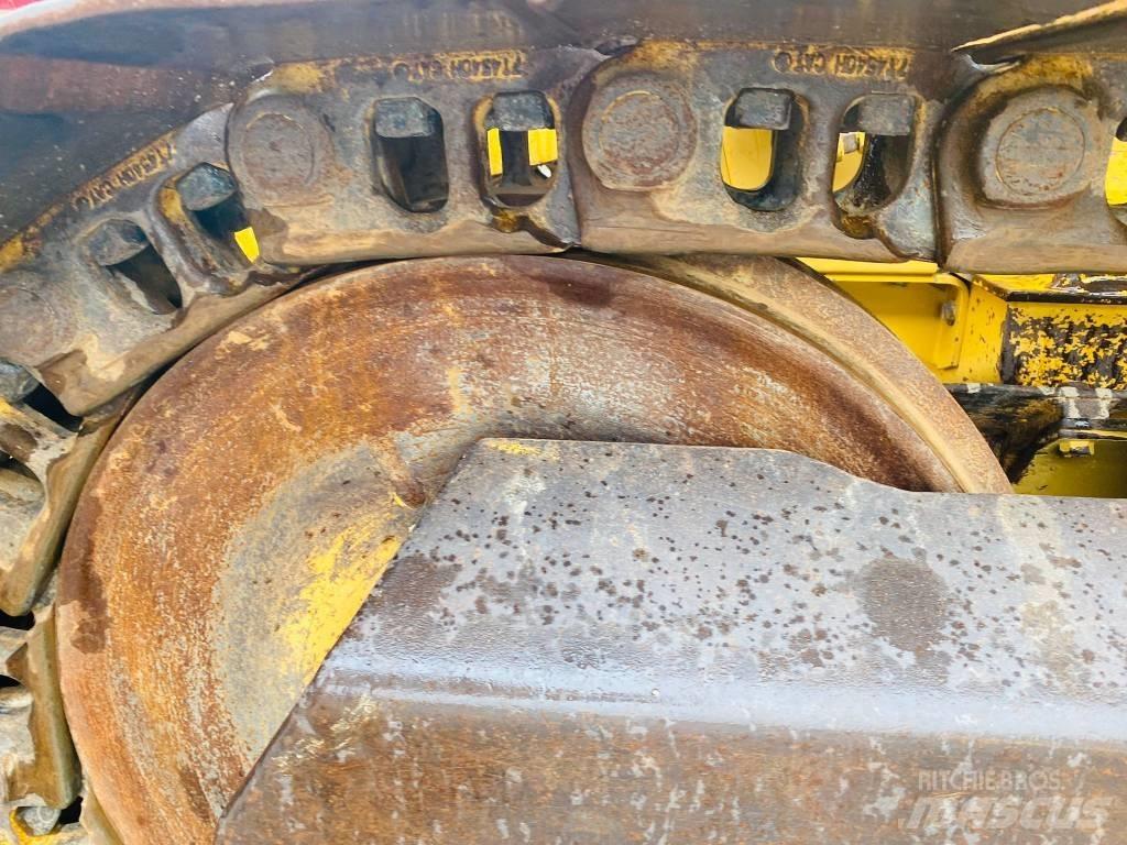 CAT 953 C Larvebåndslæssere