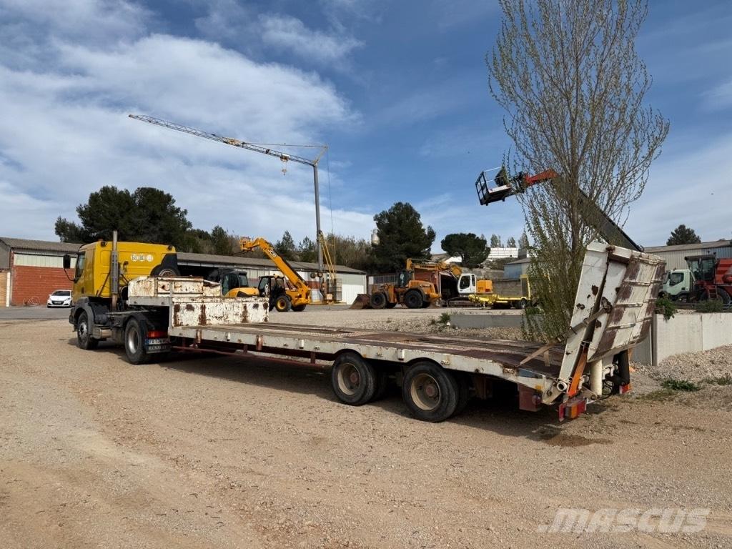 Renault Kerax Semi-trailer til Autotransport