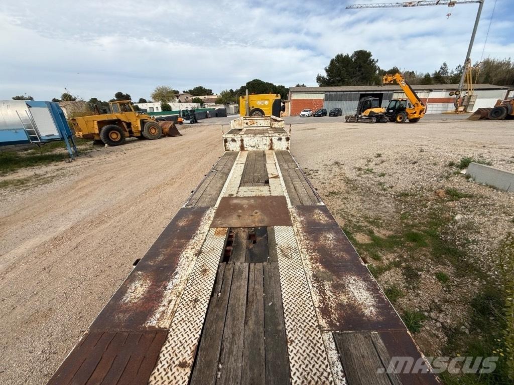 Renault Kerax Semi-trailer til Autotransport