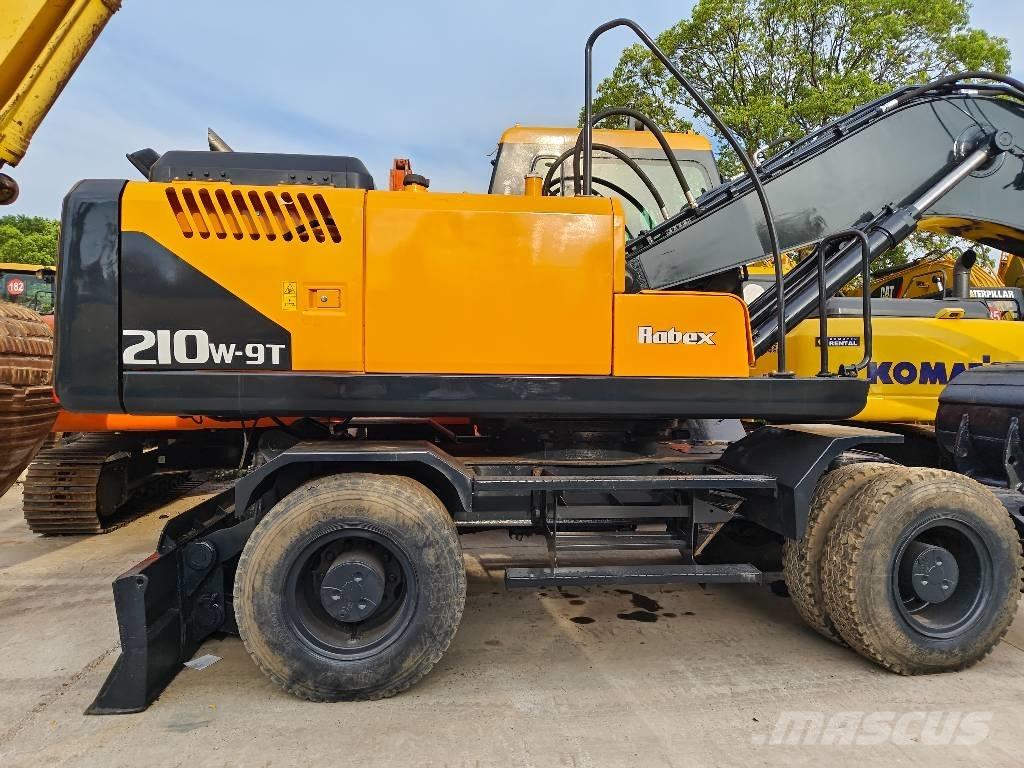 Hyundai R210W-9 Gravemaskiner på hjul