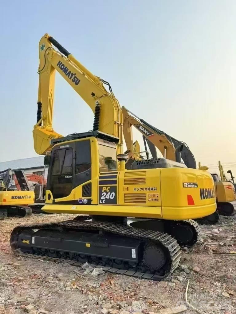Komatsu PC 240 Gravemaskiner på larvebånd