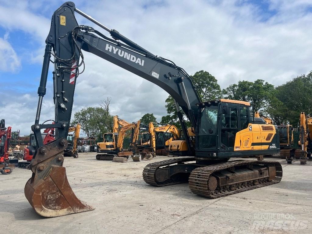 Hyundai HX220AL Gravemaskiner på larvebånd