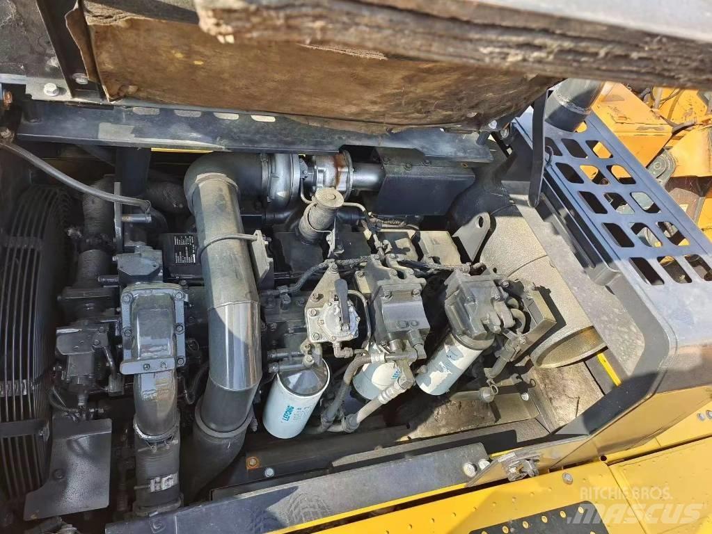 Komatsu PC 400 LC-8 Gravemaskiner på larvebånd