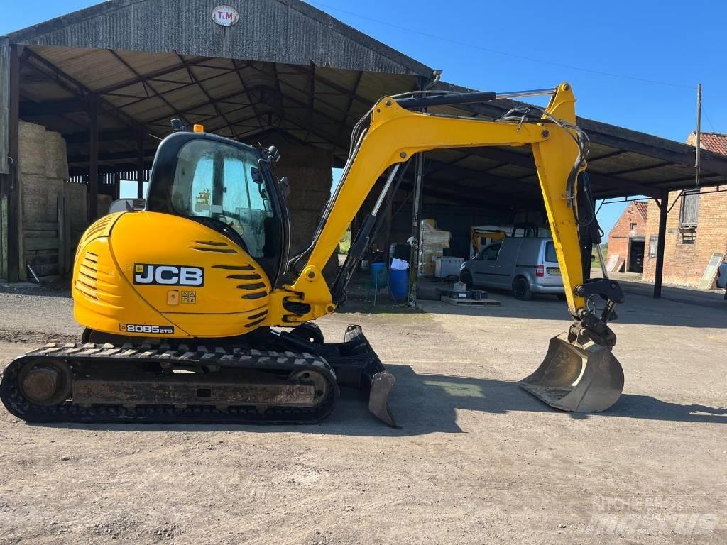 JCB 8085 ZTS Midi-gravemaskiner 7t - 12t