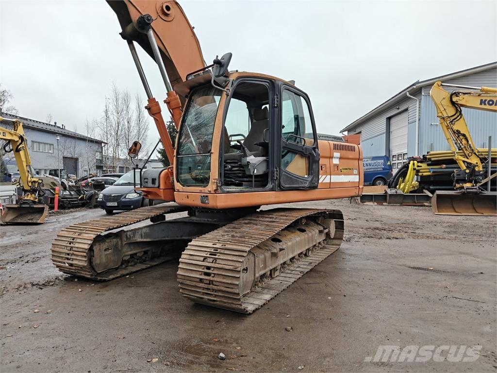 Doosan DX 225 LC Gravemaskiner med lang gravebom