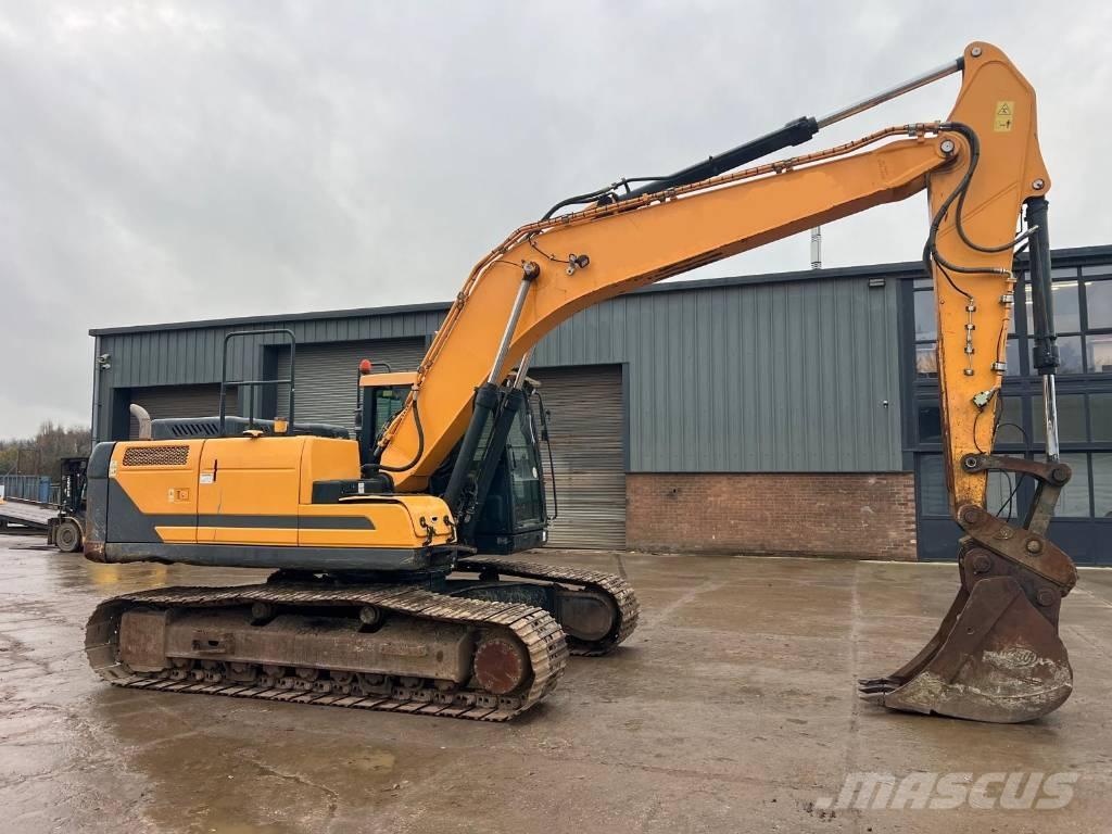 Hyundai HX 220 L Gravemaskiner på larvebånd