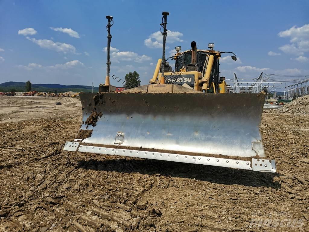 Komatsu D 65 PX-17 Bulldozer på larvebånd