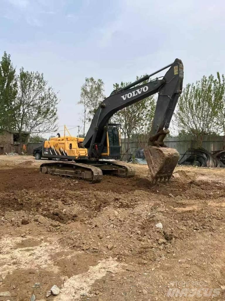 Volvo EC 240 Gravemaskiner på larvebånd