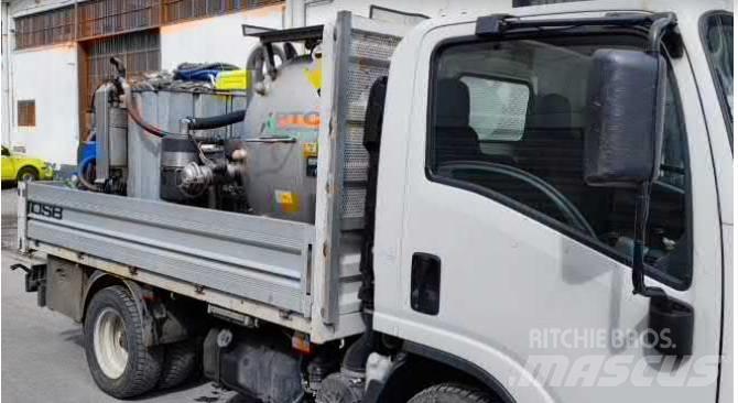 Isuzu N 1R 87A Fast kasse