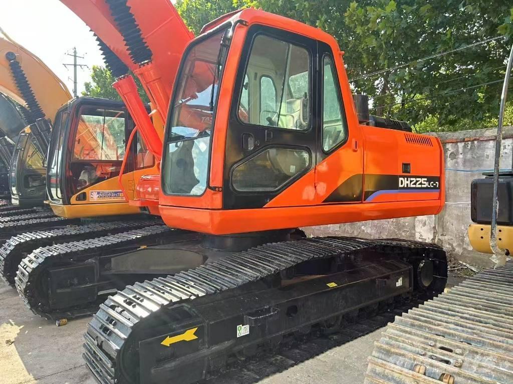 Doosan DH 225 LC-7 Gravemaskiner på larvebånd