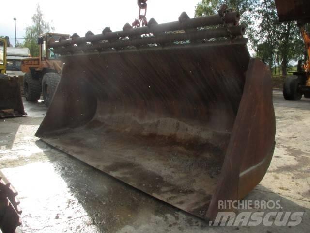 CAT 992 C Skovle