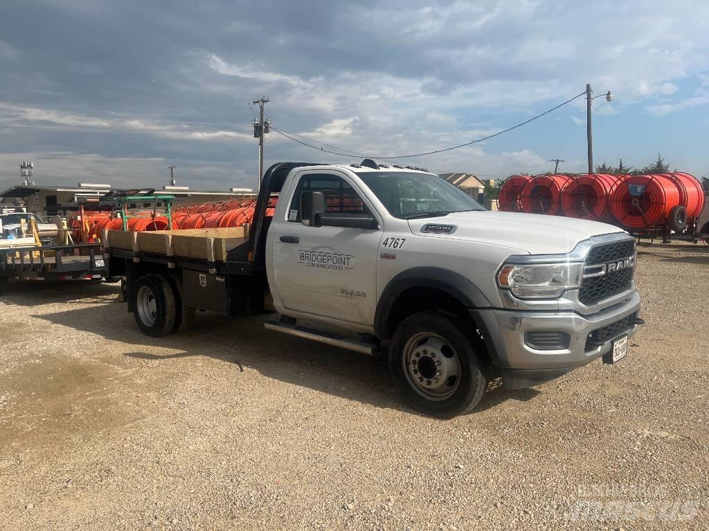 RAM 5500 Lastbil med lad/Flatbed