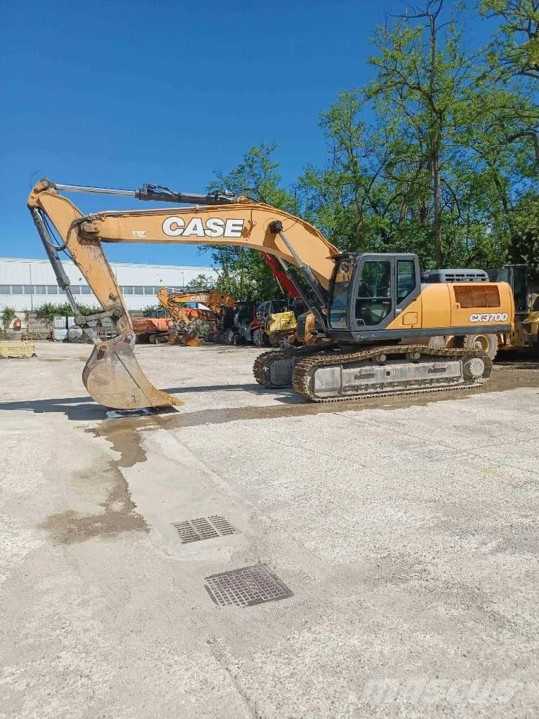 CASE CX 370 D Gravemaskiner på larvebånd