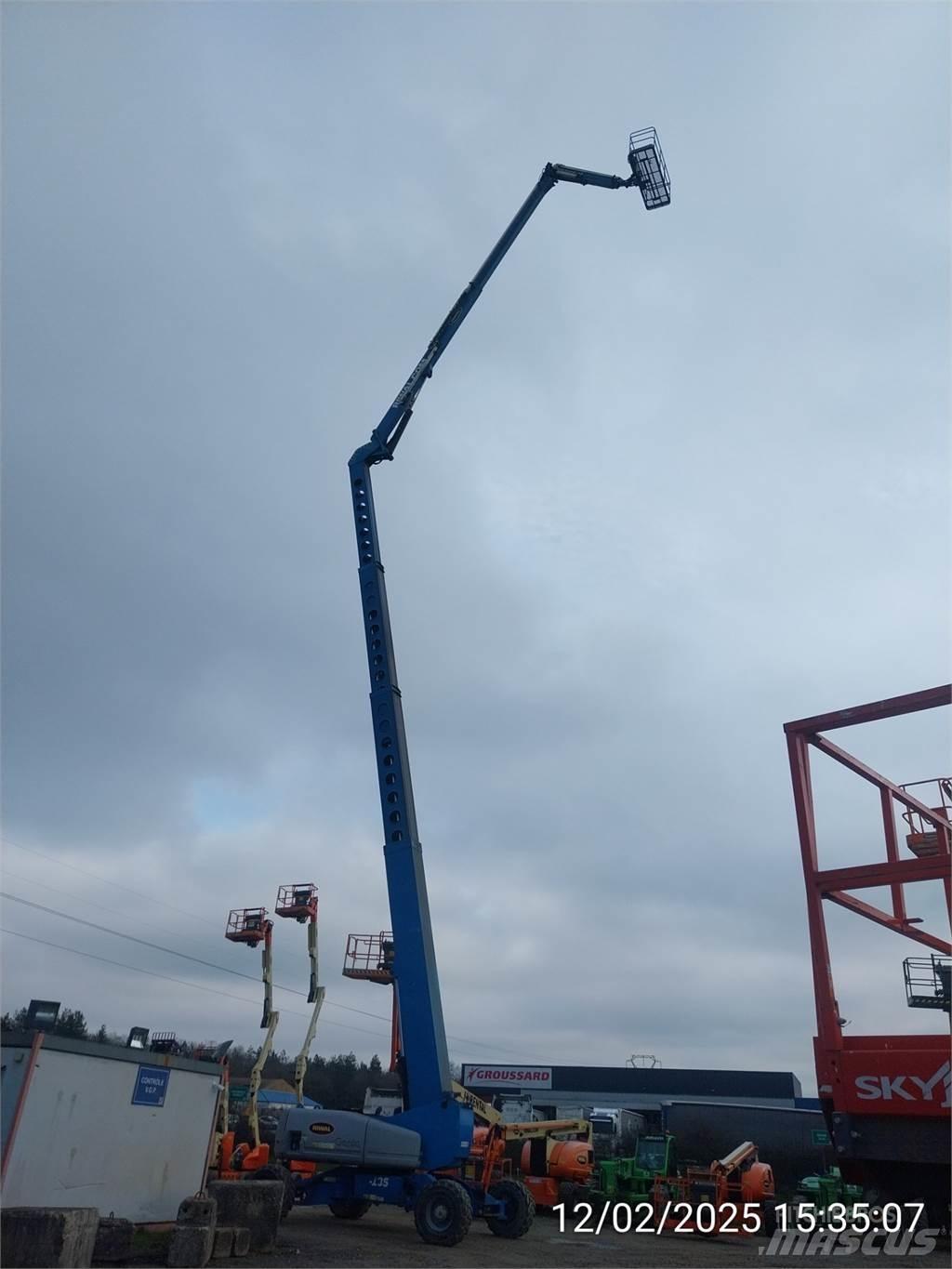 Genie Z135/70 Bomlifte med knækarm