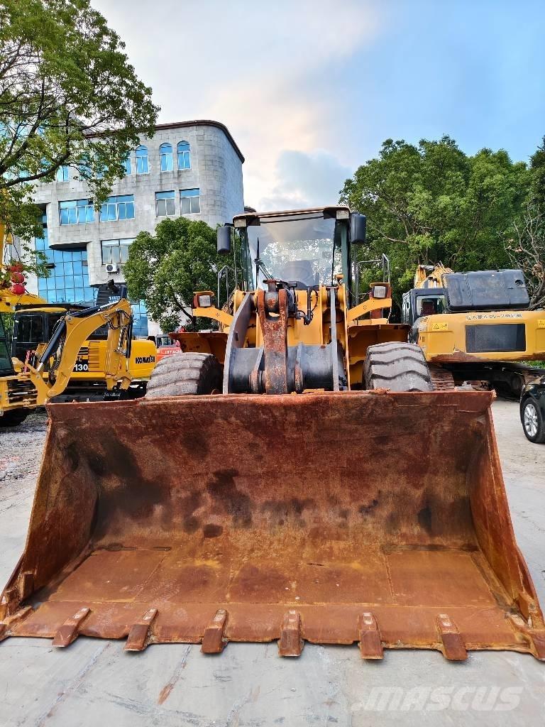 Volvo L 120 Læssemaskiner på hjul