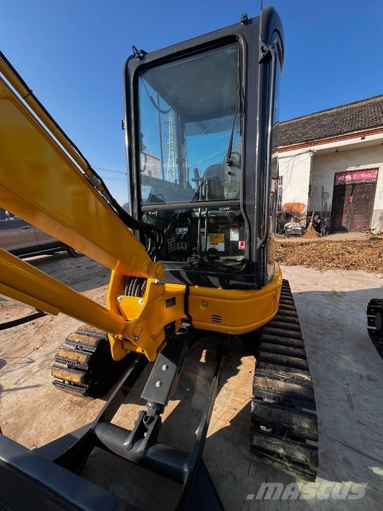 Komatsu PC 35 MR Minigravemaskiner
