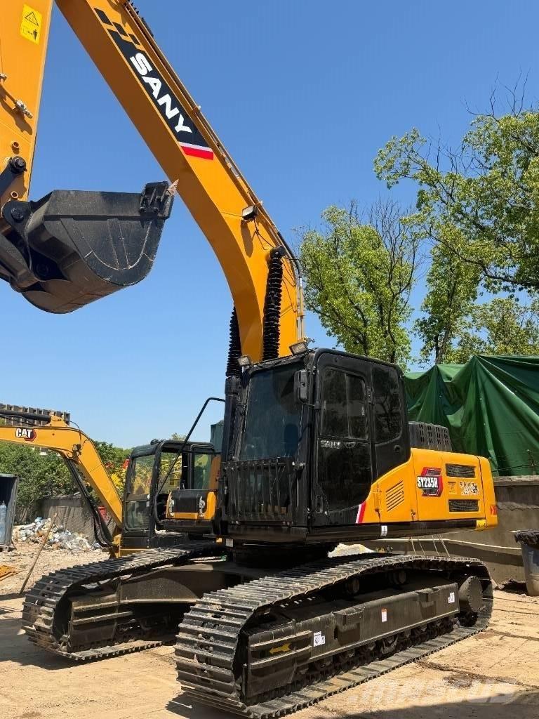 Sany SY 235 Midi-gravemaskiner 7t - 12t