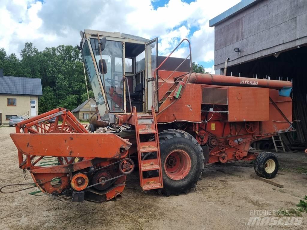 Laverda M152 Mejetærskere