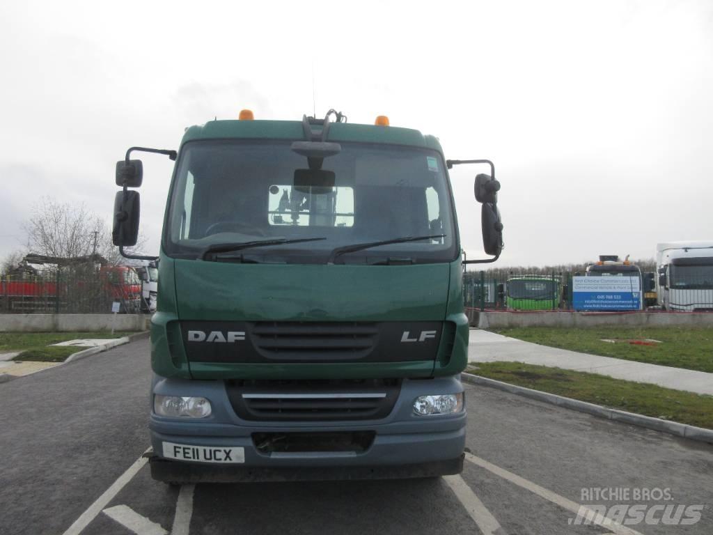 DAF 45.220 Lastbil med kran