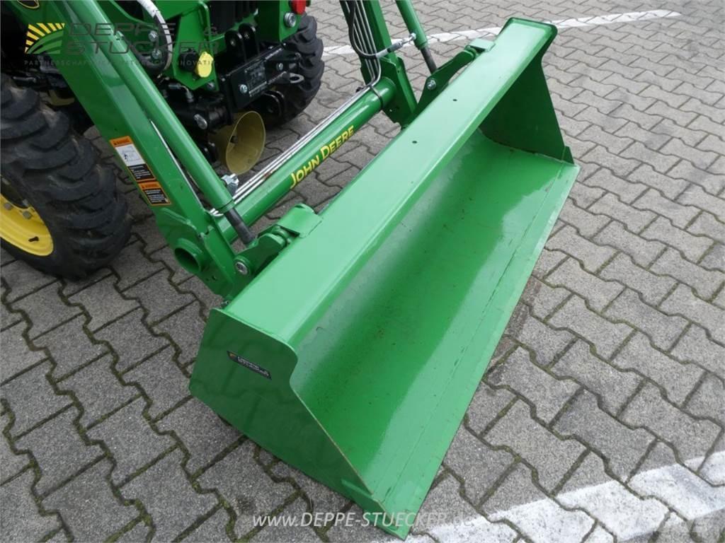 John Deere 3038E Kompakte traktorer