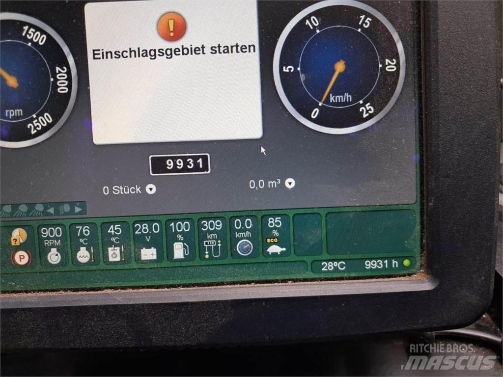 John Deere 810 E Udkørselsmaskiner