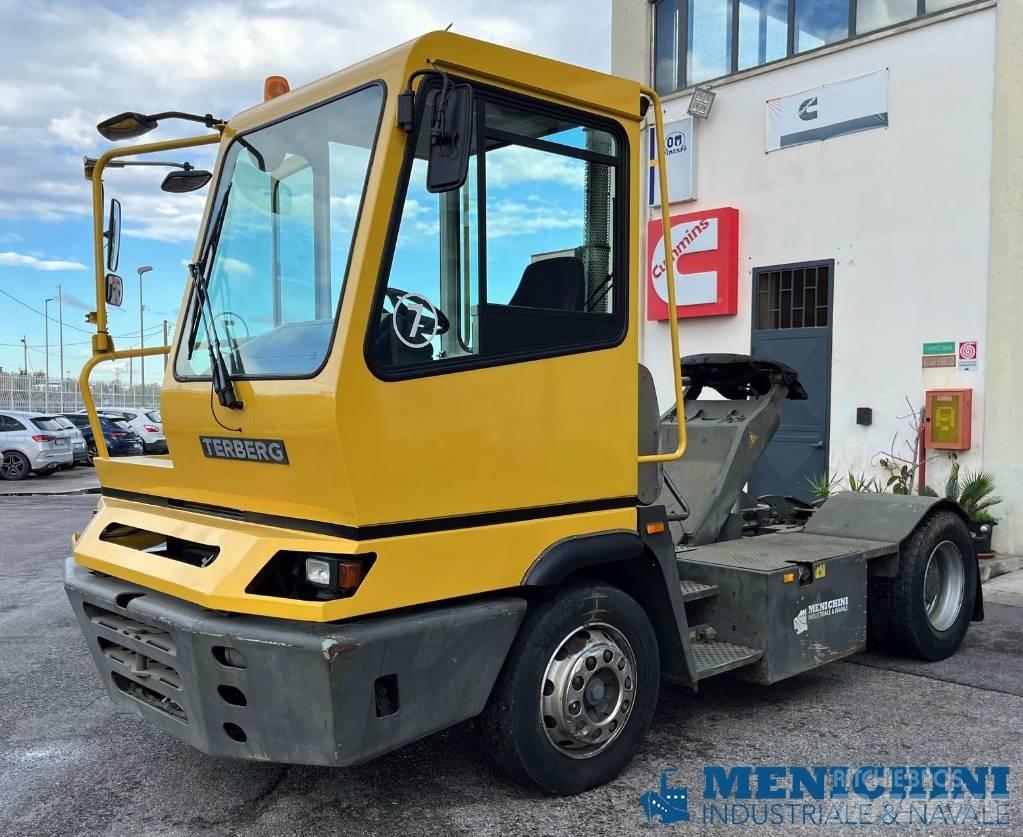 Terberg YT 182 Terminaltraktorer