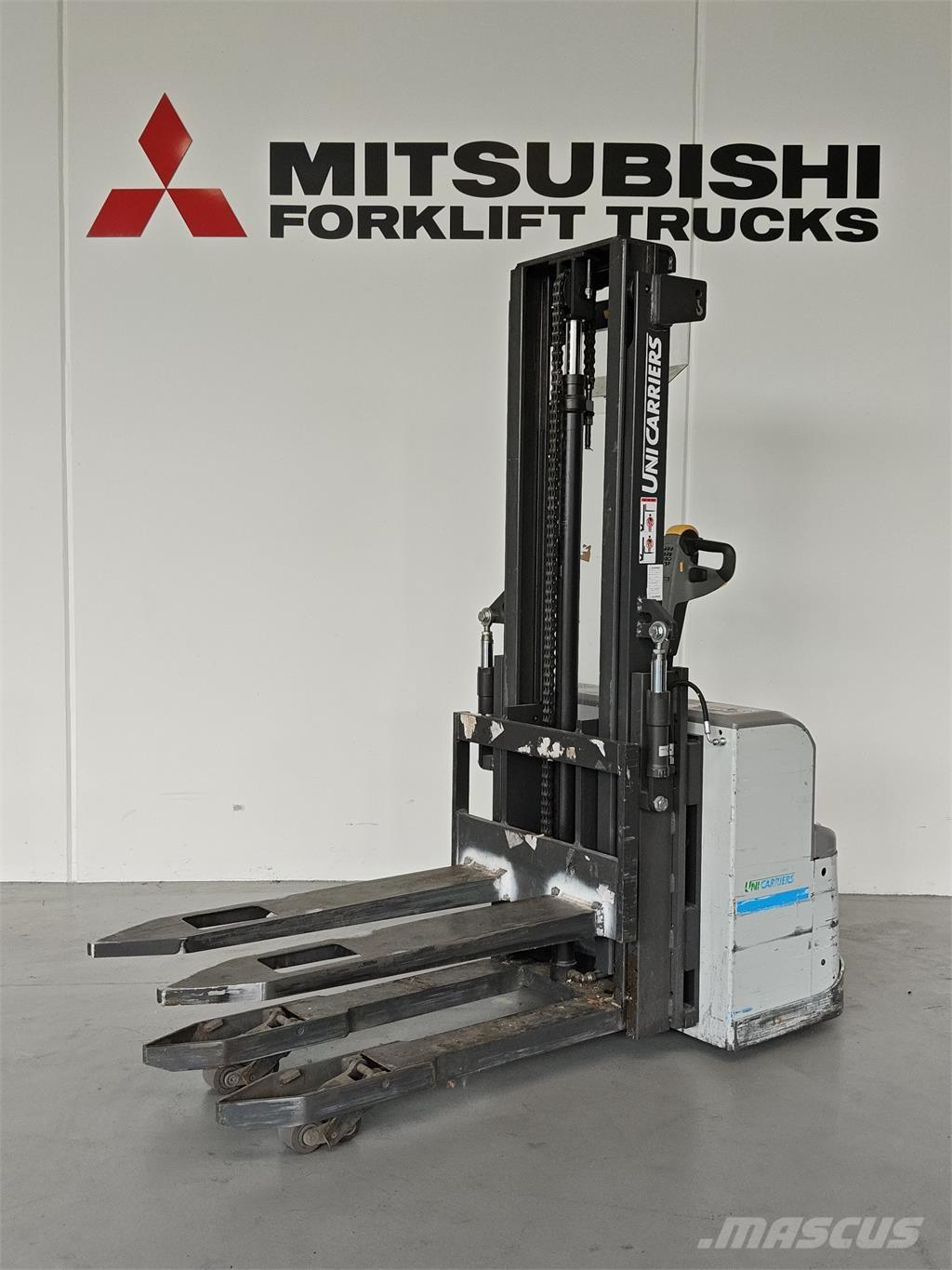 Atlet PSH160 Selvkørende stablere