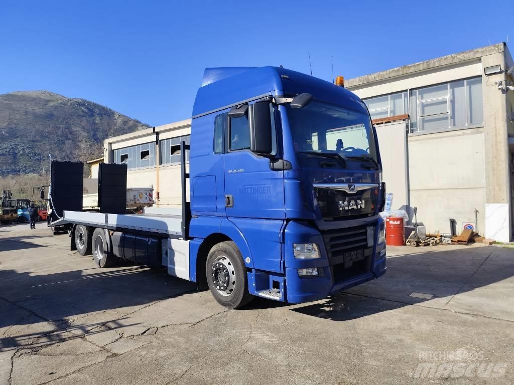 MAN TGX 26.420 Autotransportere / Knæklad