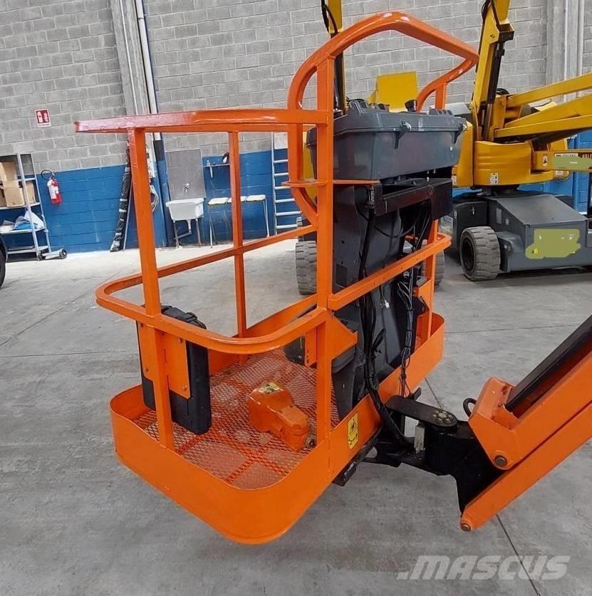 JLG E 450 AJ Bomlifte med knækarm