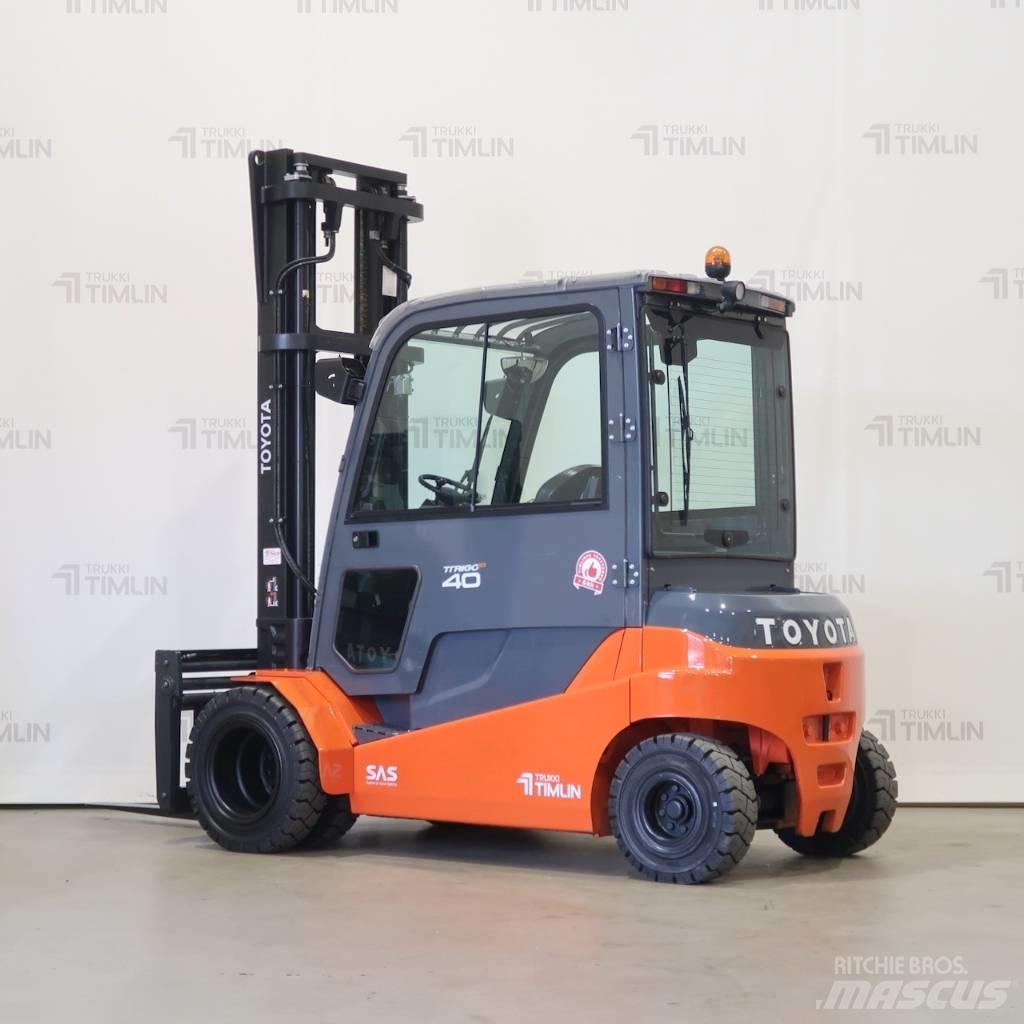 Toyota 8FBMT40 El gaffeltrucks