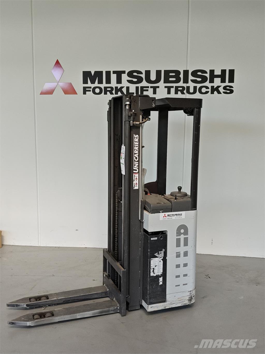 Atlet AJN160 Selvkørende stablere