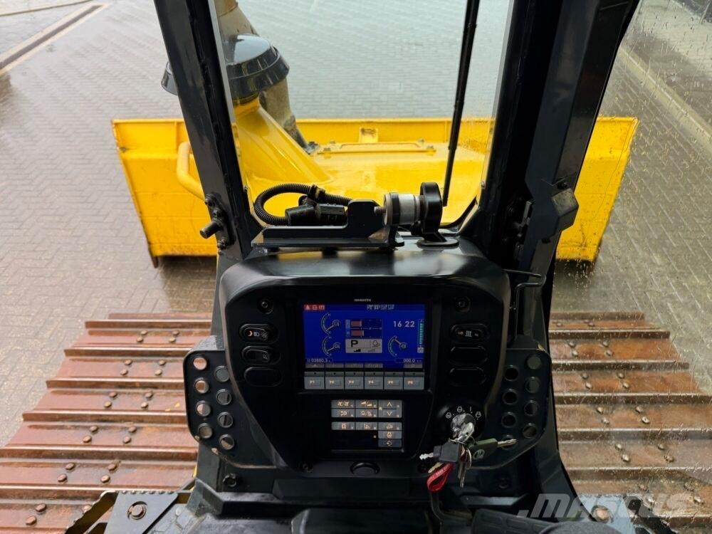 Komatsu D51PXi-24EO Bulldozer på larvebånd