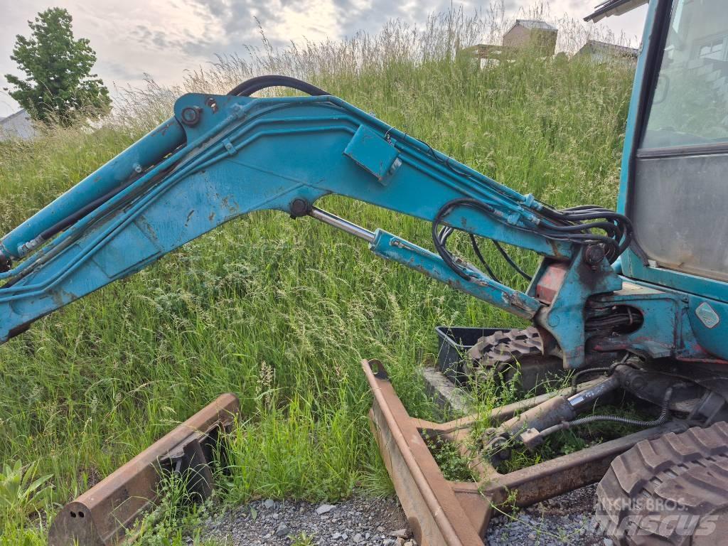 Takeuchi TB 235 Minigravemaskiner
