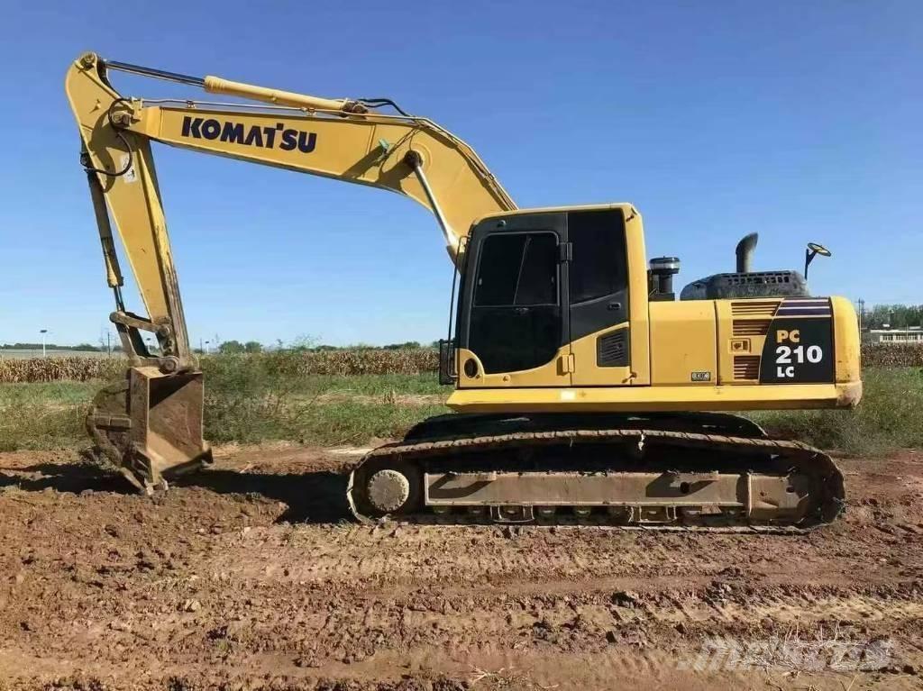 Komatsu PC 210 Gravemaskiner på larvebånd