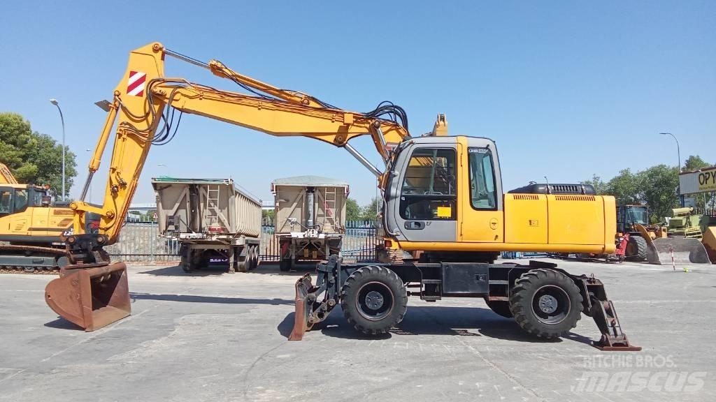 Hitachi ZX 180 W Gravemaskiner på hjul
