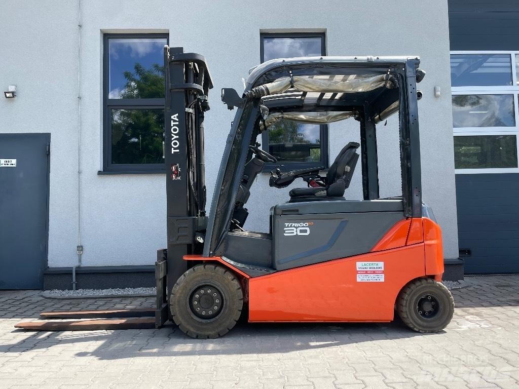 Toyota 8FBMT30 El gaffeltrucks