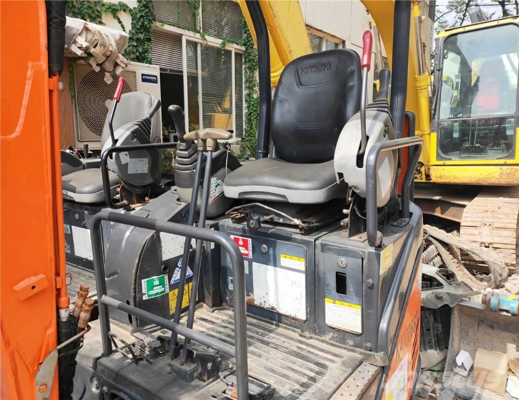 Hitachi ZX 17 U-2 Minigravemaskiner