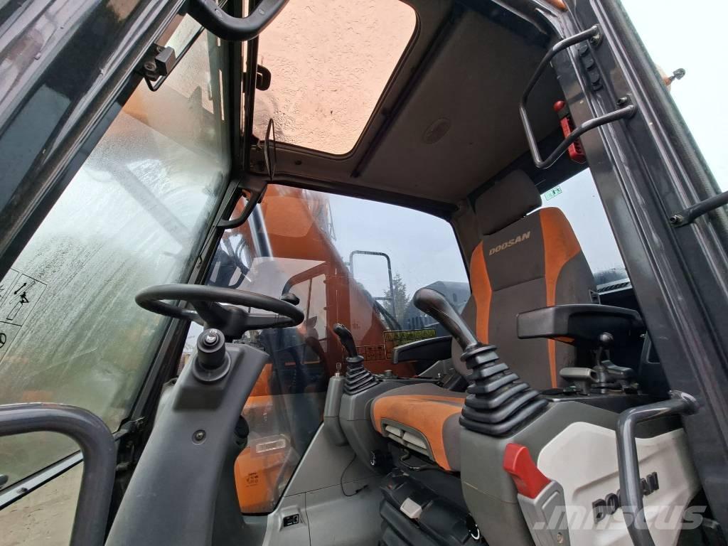 Doosan DX 165 W-5 Gravemaskiner på hjul