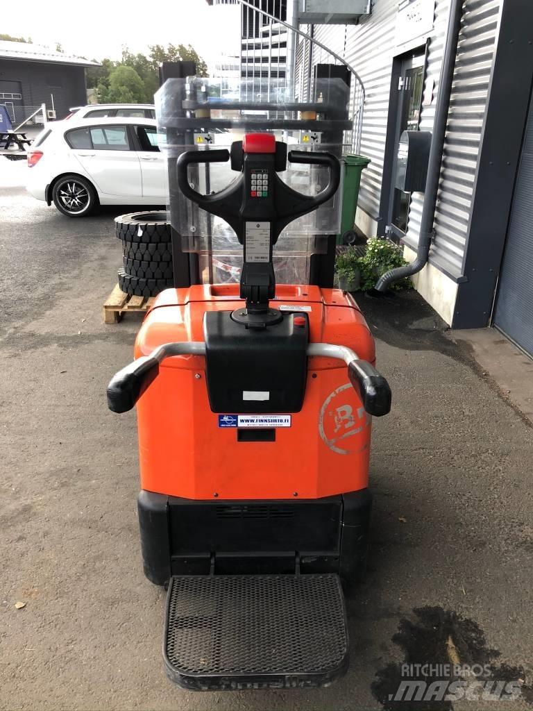 BT SPE 125 Selvkørende stablere