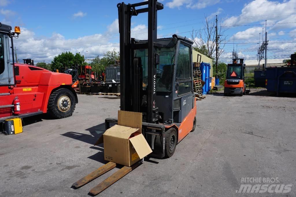 Toyota 8FBMT35 El gaffeltrucks