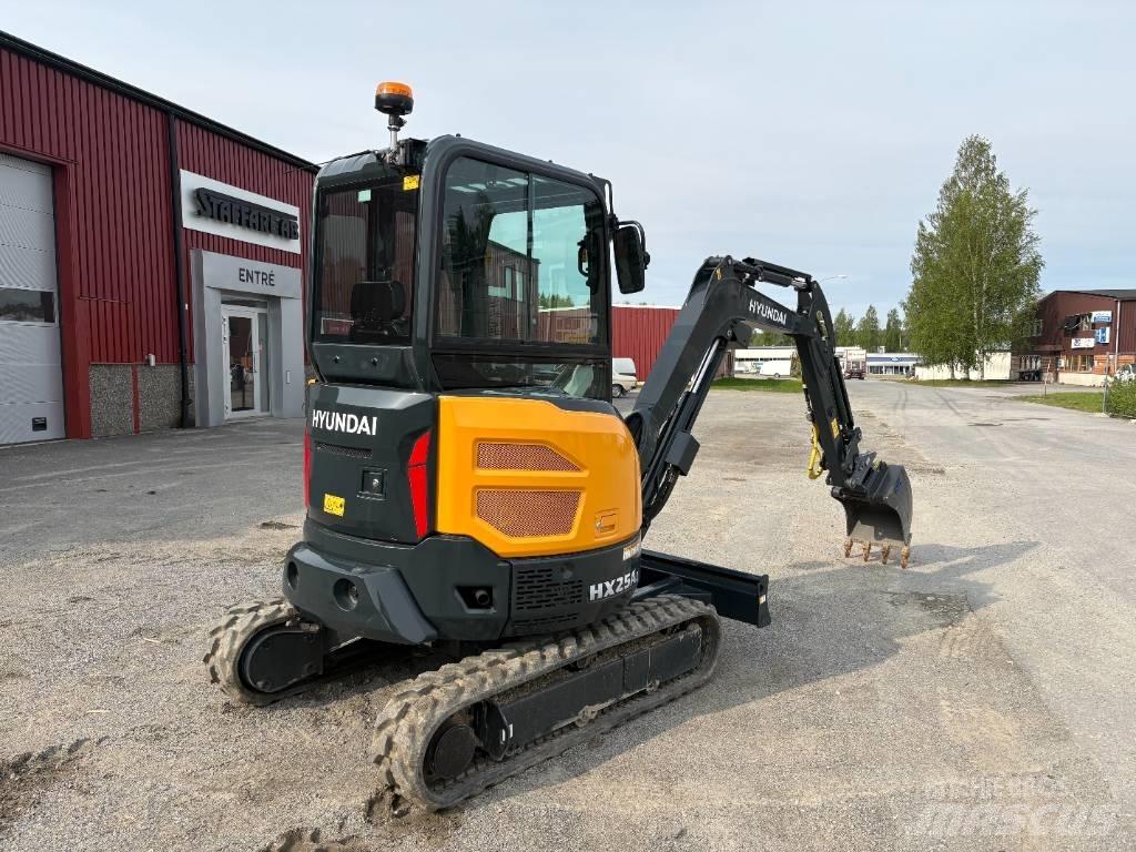 Hyundai HX 25 AZ Minigravemaskiner