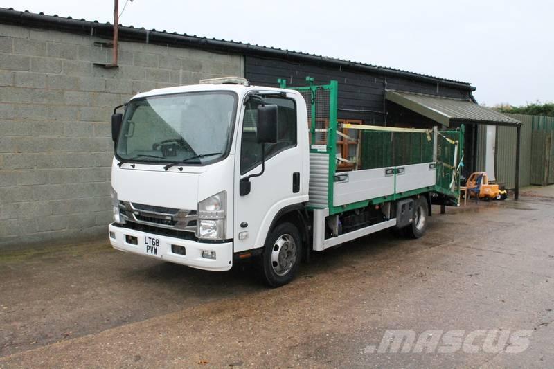 Isuzu 75.150 Flatbed lastbiler med spil