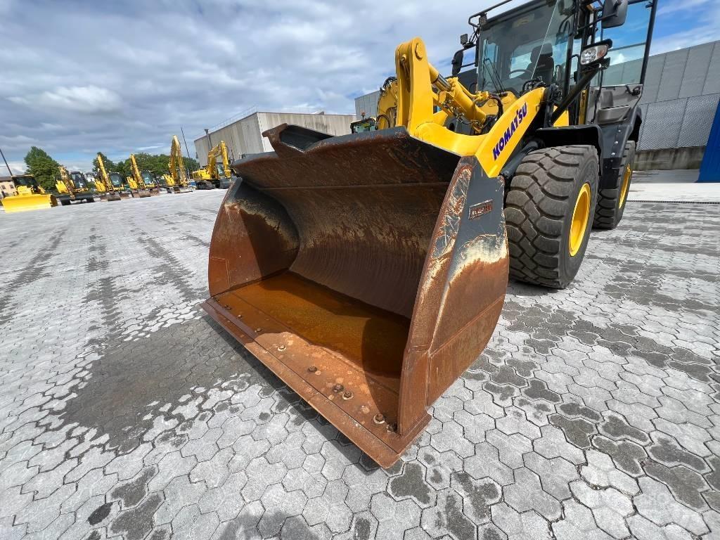 Komatsu WA320-7 Læssemaskiner på hjul