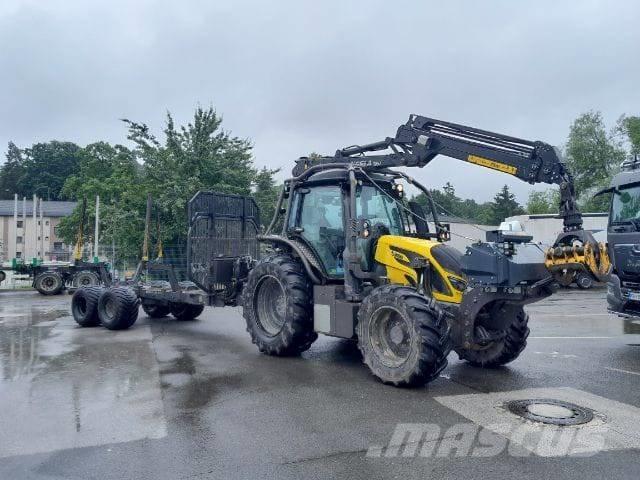 Valtra N 153 forst Skovbrugstraktorer