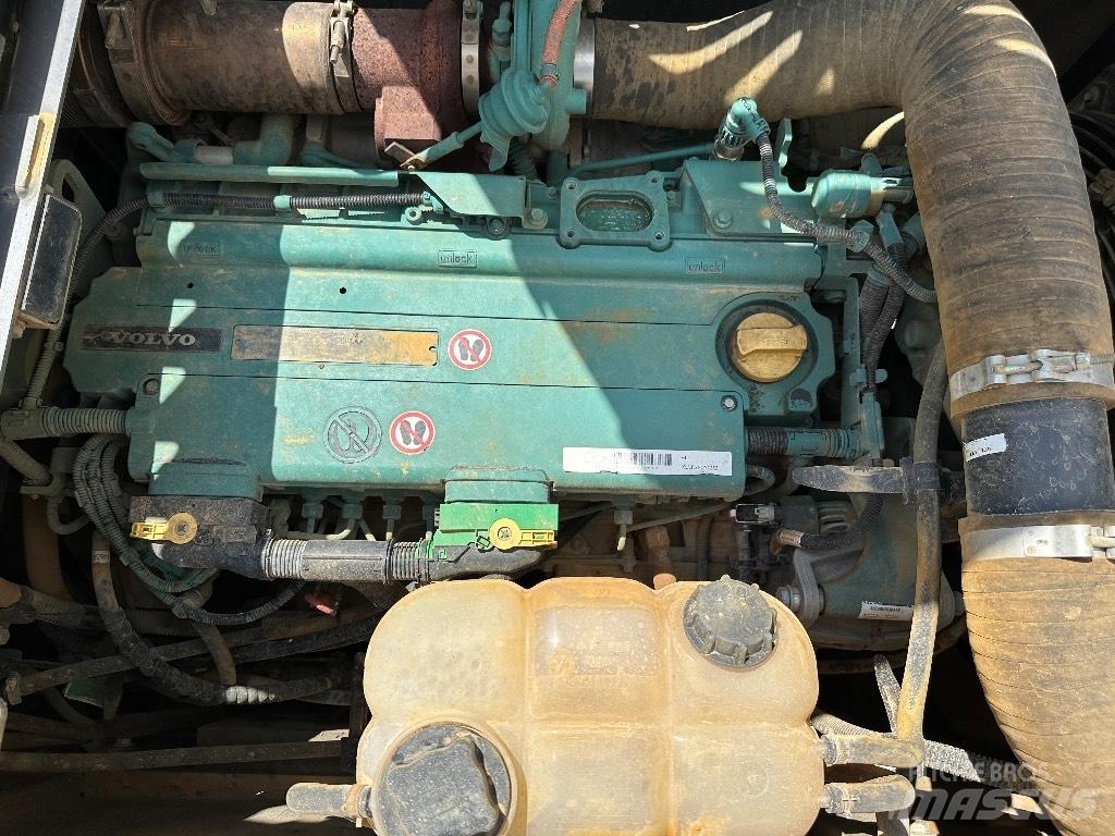 Volvo EC 220 E L Gravemaskiner på larvebånd