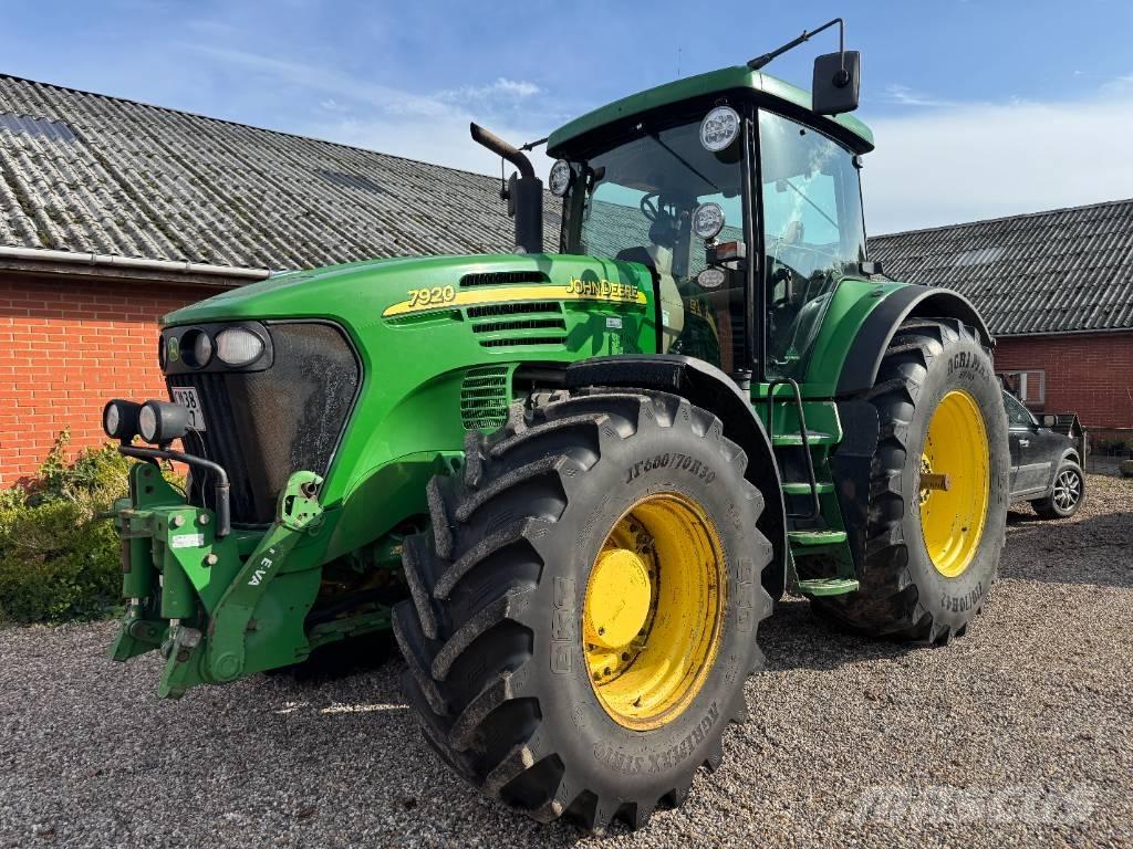 John Deere 7920 Traktorer