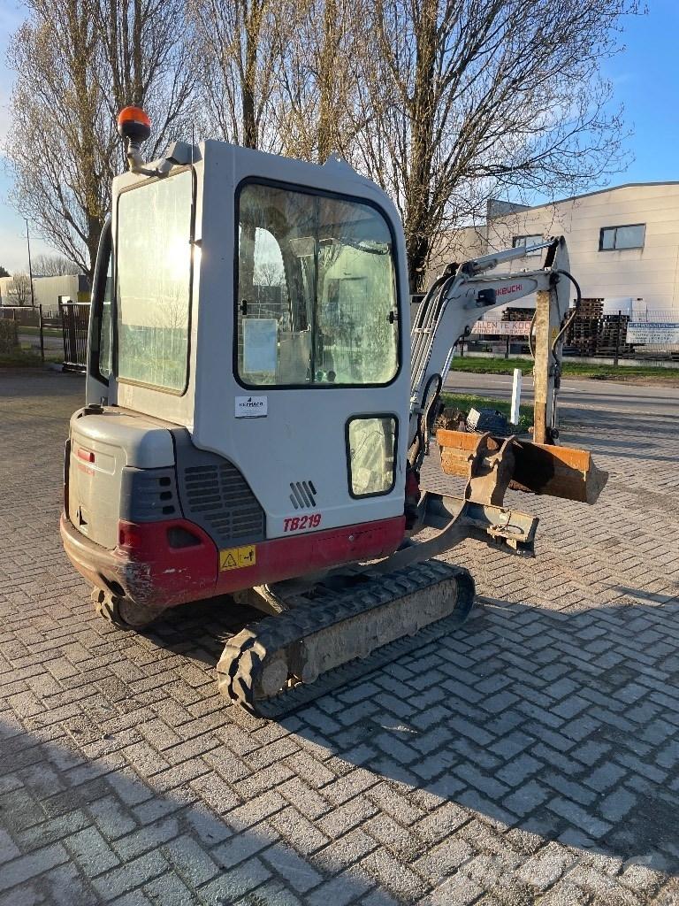 Takeuchi TB 219 Minigravemaskiner